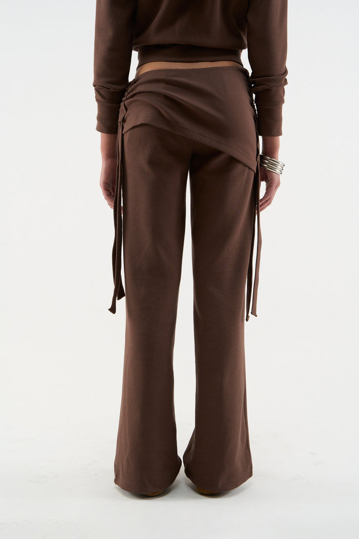 Pantalones acogedores marrones