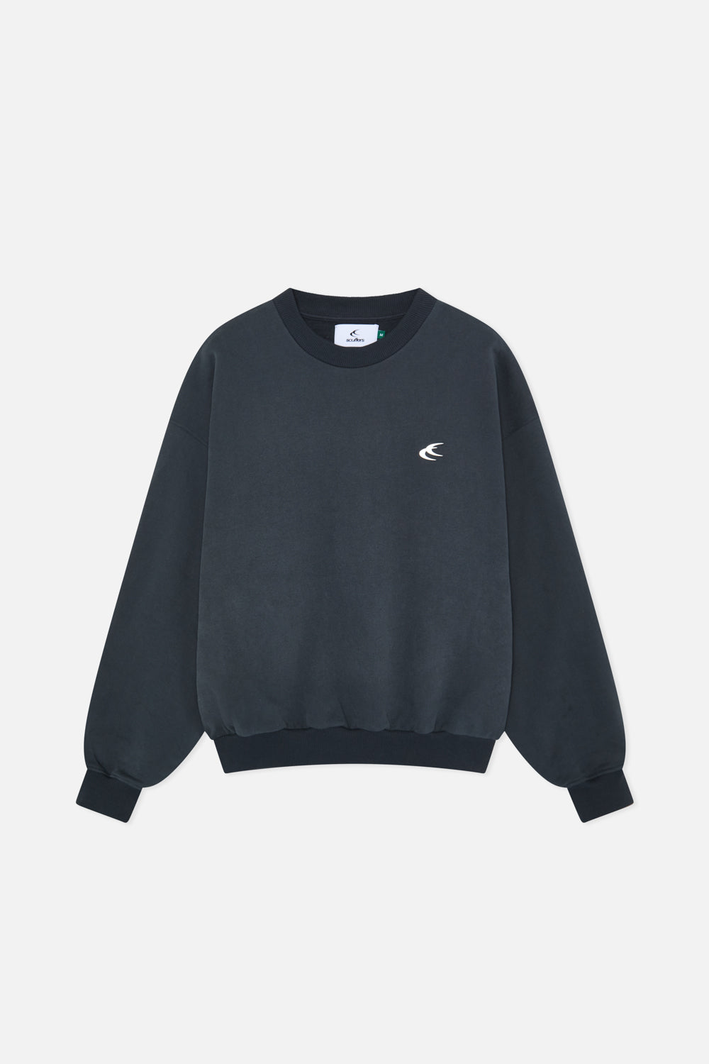 Sudadera de cuello redondo oscuro para uso diario