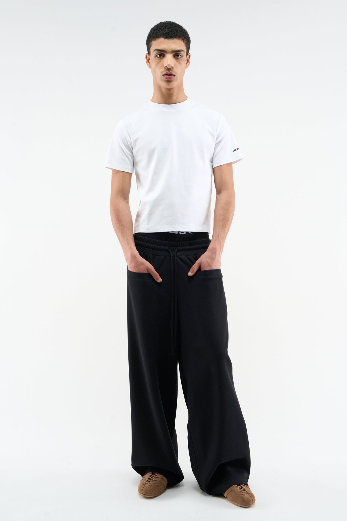 Pantalones tubulares negros