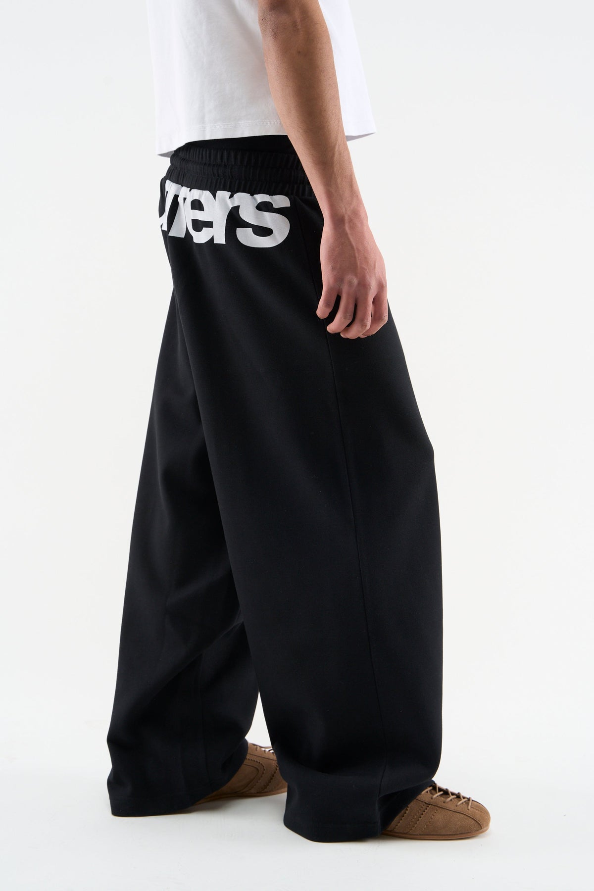 Pantalones tubulares negros