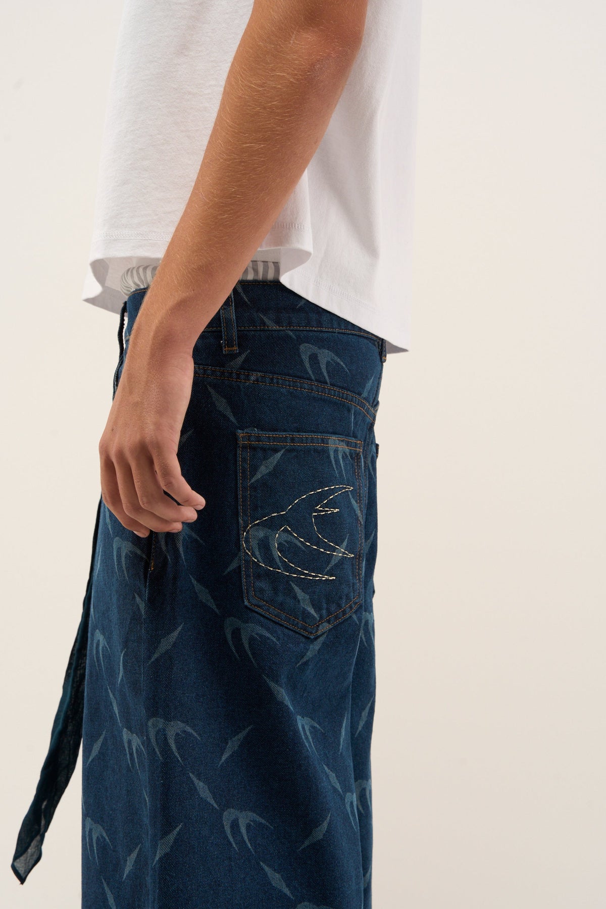 Jorts plateados azul oscuro