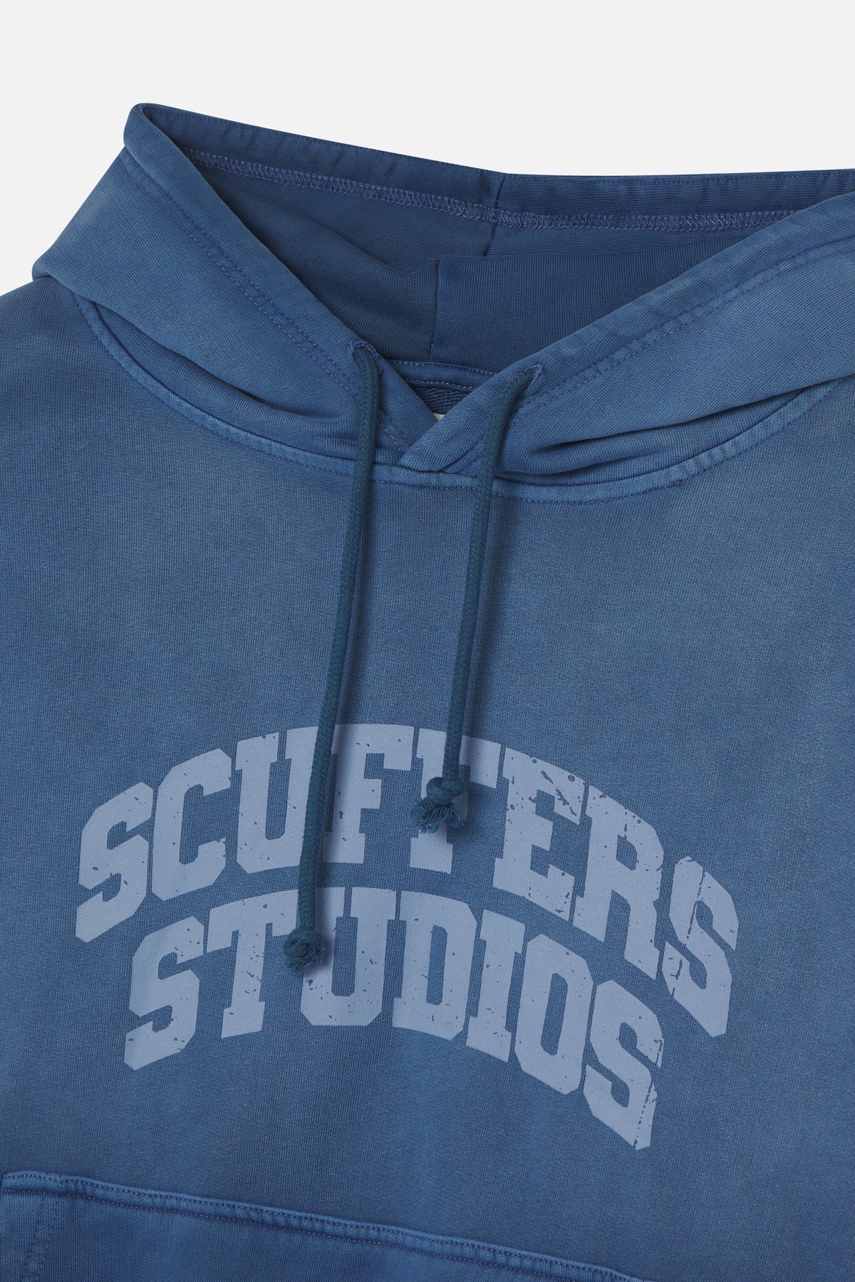 Sudadera con capucha azul, taquilla