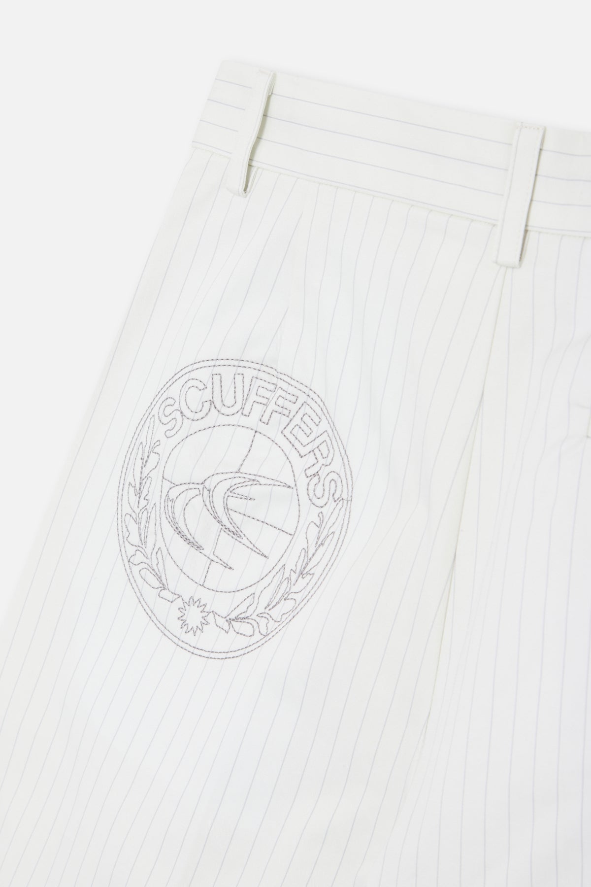 Pantalones cortos Maison a rayas diplomáticas