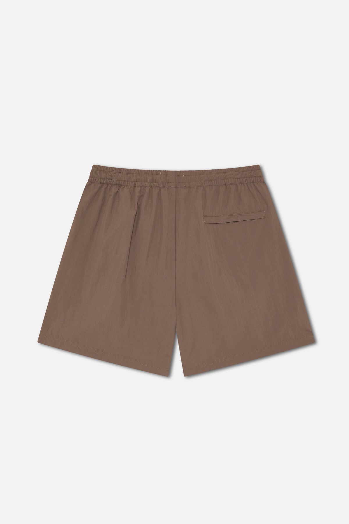 Nuevos shorts marrones Tech