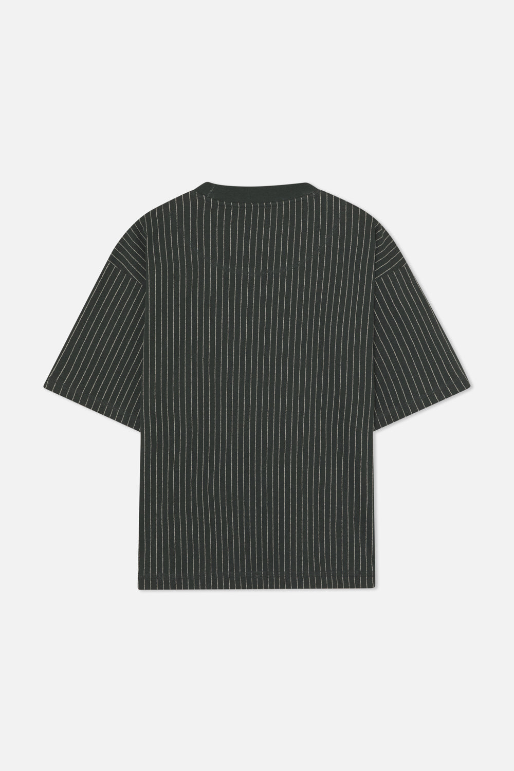 Camiseta verde a rayas diplomáticas