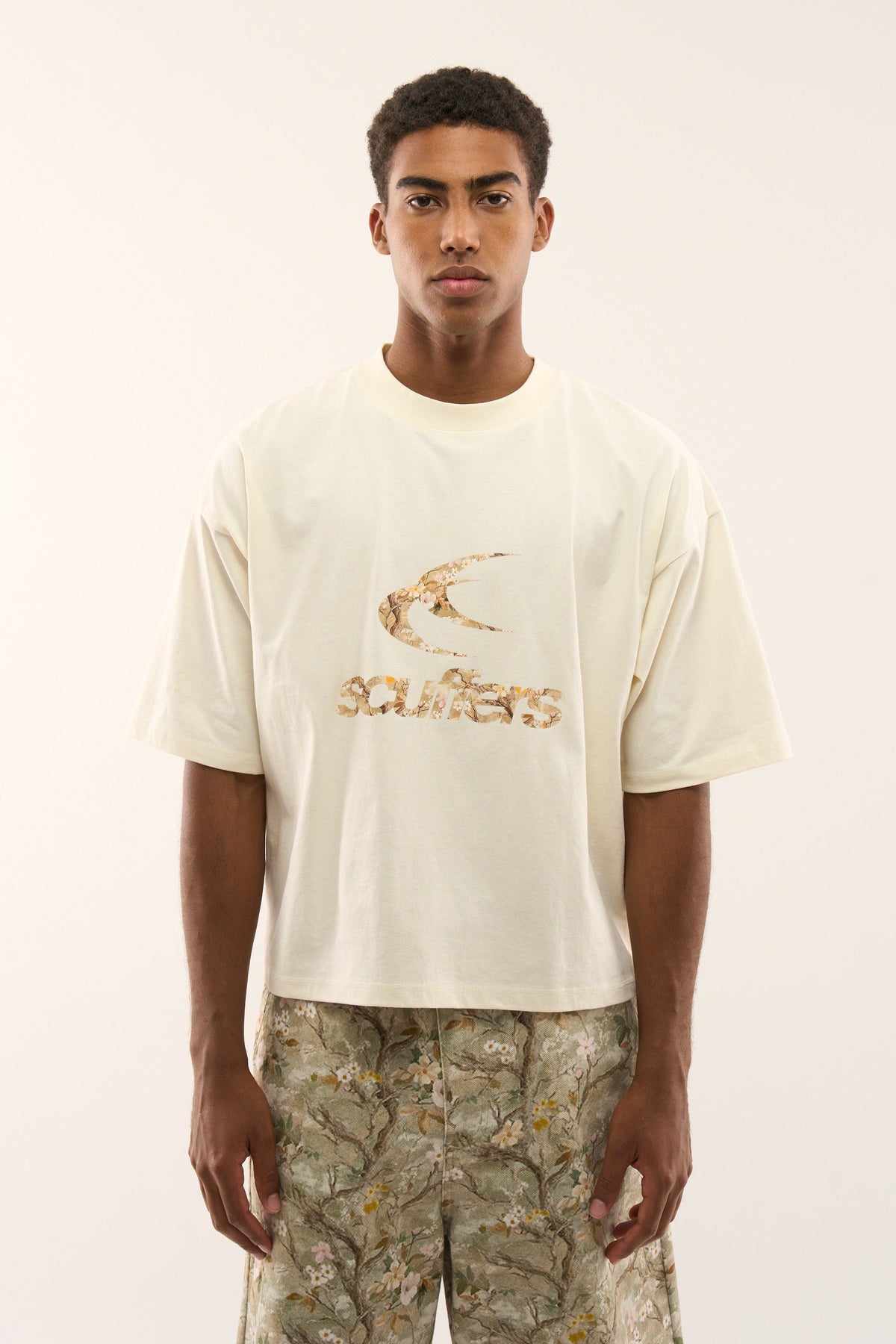 Camiseta Cruda Flor Natural