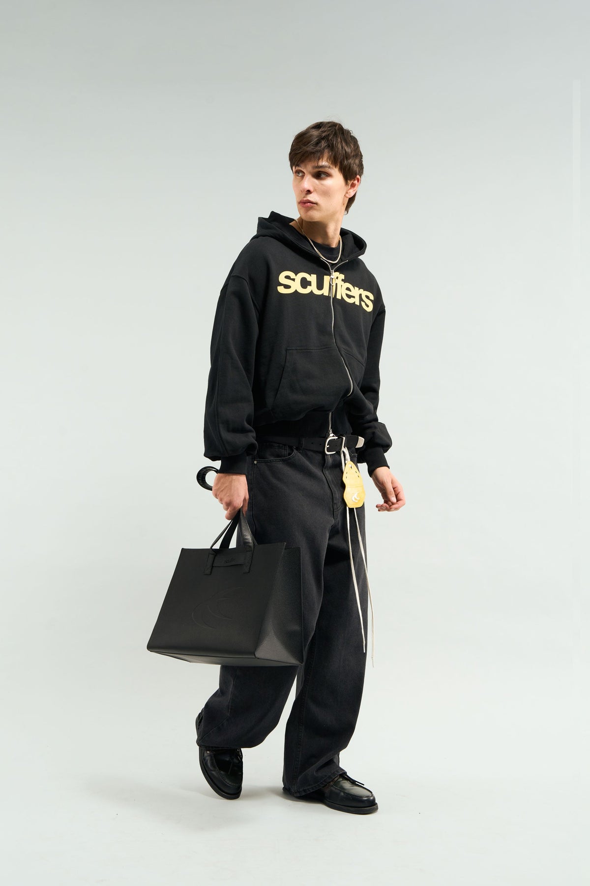 Bolso tote negro SCFF