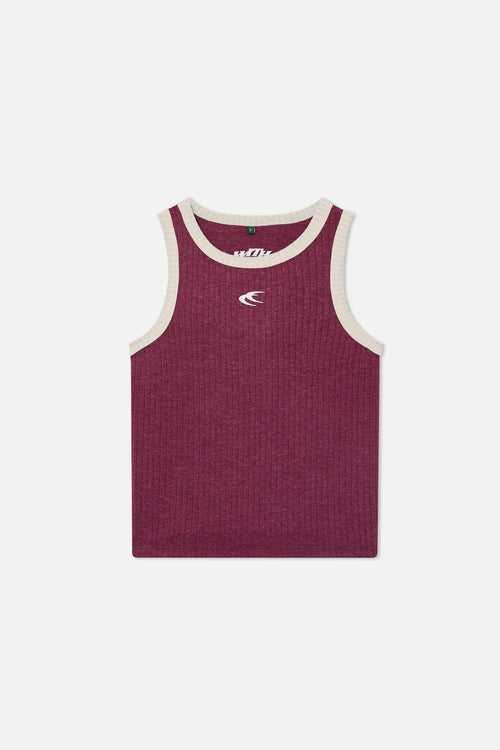 Top deportivo color borgoña